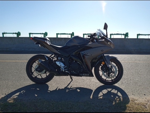 Yamaha R3