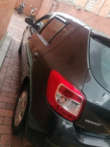 Renault Sandero Lite
