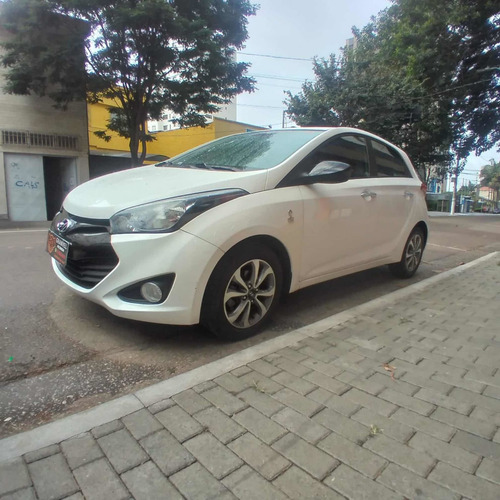 Imagem 10 de 25 de Hyundai Hb20 2015 1.6 Copa Do Mundo Flex 5p
