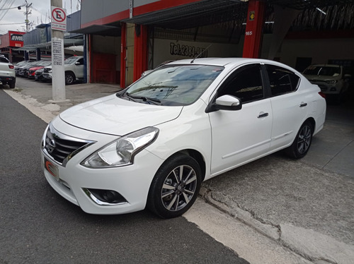 Nissan Versa 1.6 16V FLEXSTART SL 4P XTRONIC