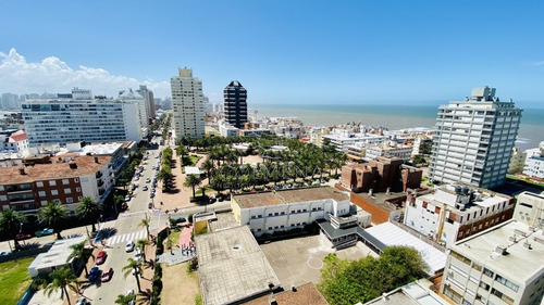 Imagen 12 de 30 de Oportunidad En Torre Verona - Apto 3 Dorms Y Servicio - Punta Del Este Peninsula