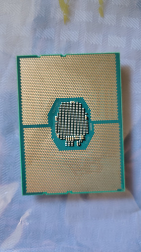 Intel Xeon Silver 4208 / 8 Núcleos / 16 Hilos Hasta 3.2ghz (Usado)