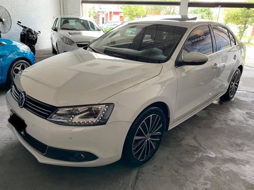 Imagen 1 de 13 de Volkswagen Vento 2.0 Tsi Sportline Caja Dsg 2014