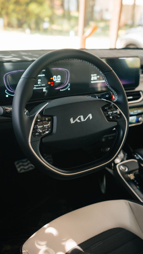 Kia K3 Cross 1.6 Gt Line At