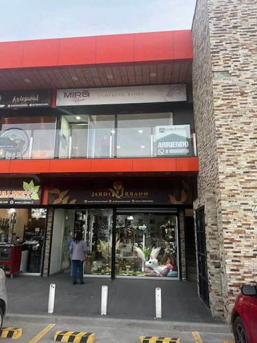Arriendo Local Comercial En Strepcenter (82975)