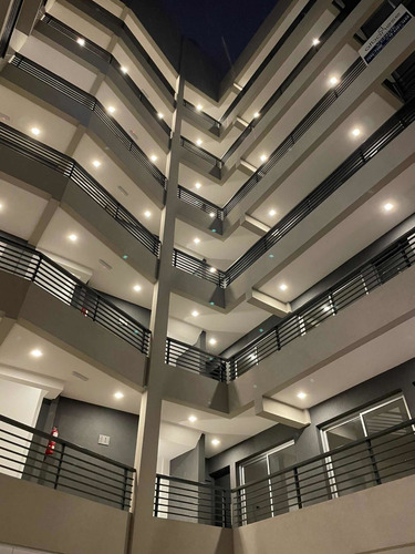 Departamento Moron Centro 2 Ambientes - Excelente Ubicacion.
