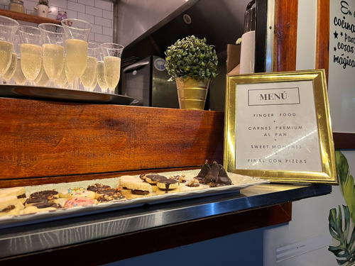 Catering En Food Truck / Formal E Informal / Barras Móviles