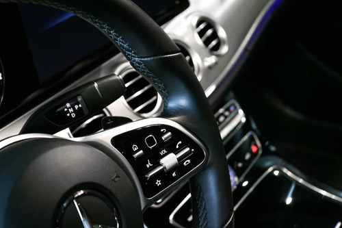 Imagem 14 de 15 de Mercedes-benz E 300 2.0 Cgi Gasolina Avantgarde 9g-tronic