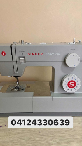 Imagen 2 de 8 de Maquina De Coser Singer Hevy Duty 4423