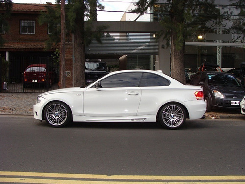 Imagen 2 de 15 de Bmw 135i Aut High Performance 2011 N55 47.000km Cub. Nuevas