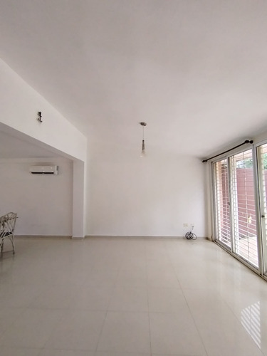 Townhouse En Guataparo, Conjunto Residencial Los Aleros. Lm.p