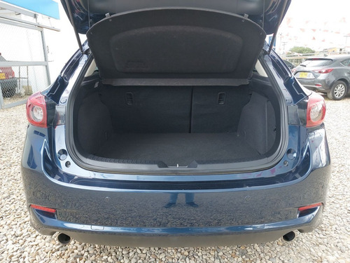 Imagen 6 de 12 de Mazda 3 Sport Touring Hb 4x2 At 2019 - 2000cc