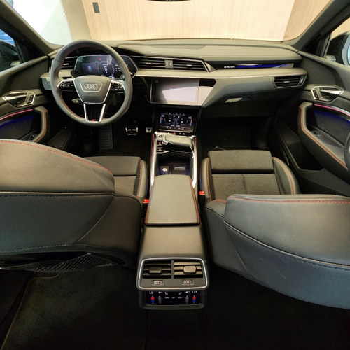 Audi Q8 E-Tron 55 ELÉTRICO LAUNCH EDITION QUATTRO
