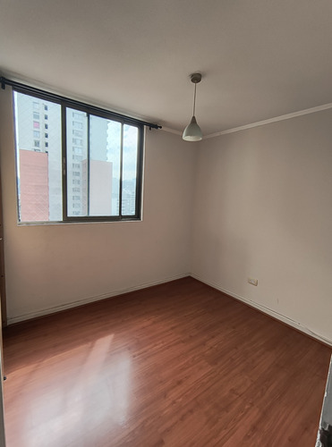 Arriendo Departamento Santiago Centro 3 Dormitorios, 2 Baños