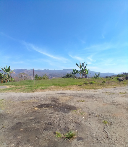 Se Vende Terreno En Lagunetica Vista Hermosa 20.000 Mts2