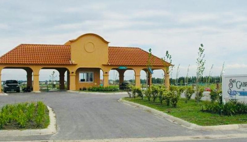 Lote Central En Venta En Barrio San Gabriel, Villanueva, 1100m2.