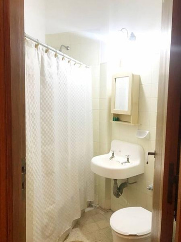 Imagen 3 de 4 de Monoambiente Equipado En Centro $13.000