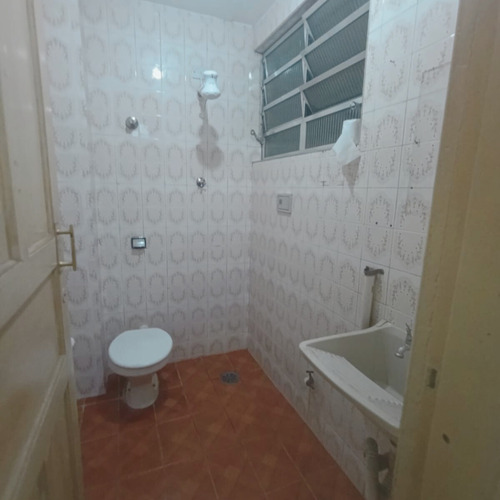 Kitnet A Venda Em Sé Com 30m²