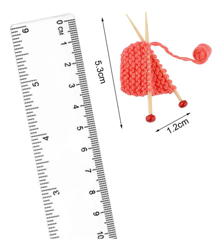 Modelo De Suéter Tejido Para Casa De Muñecas A Escala Rojo