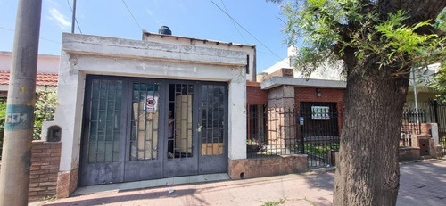 Casa En Venta En Barrio Colon , A Metros De Sabattini , Apto Crédito Hipotecario
