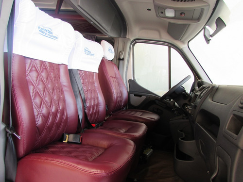Imagem 12 de 14 de Renault Master Executiva Van 0km