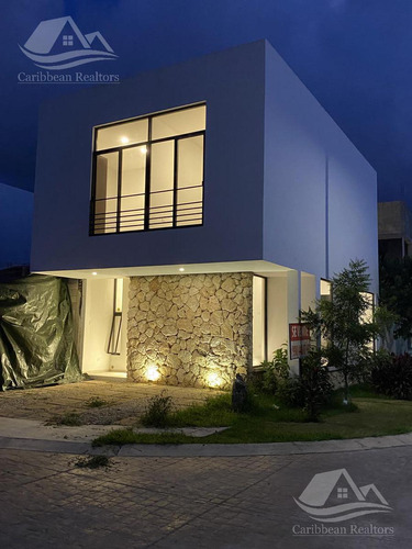 Casa En Venta En Arbolada Cancun / Codigo: N-jso5227