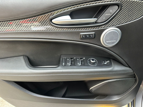Alfa Romeo Stelvio 2022