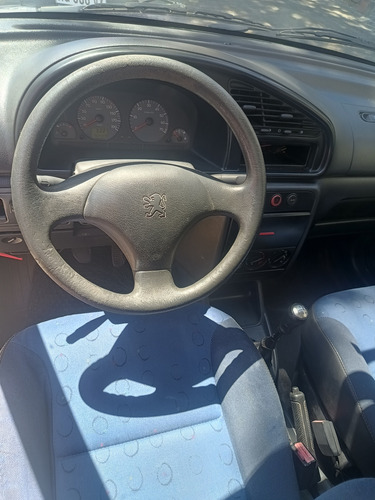 Peugeot Partner 1.4 Furgon Confort 5as NAFTA+ equipo de gas