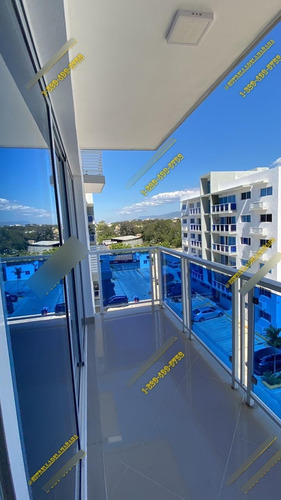 Apartamento En Alquiler En Los Cerro De Gurabo Con Elevador