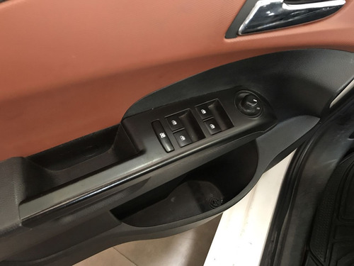 Imagen 10 de 11 de Chevrolet Sonic 2016 1.6 Ltz At