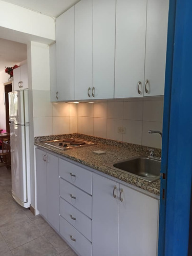 Imagen 4 de 13 de Cómodo Apartamento En Venta. Via Aguasal, Al Lado Del Club