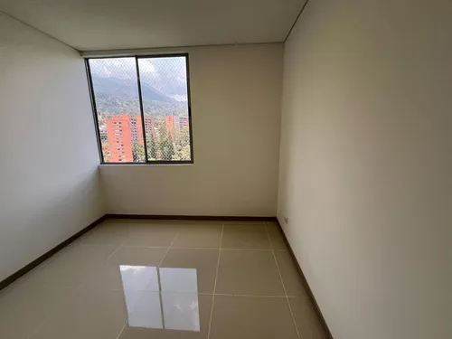 Arriendo Apartamento En Loma De Los Mesa