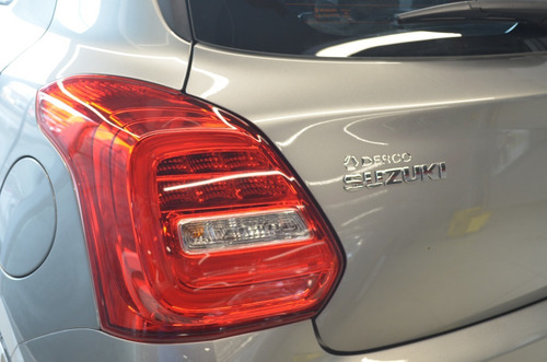 Imagen 10 de 18 de Suzuki Swift Hibrido Hybrid 2023 Todos Colores