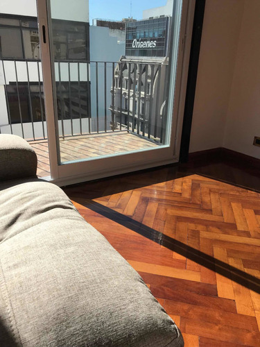 Dueño Alquila Departamento Muy Luminoso De 2 Ambientes En Tribunales Remodelado A Nuevo Con Todas Las Comodidades En Edificio De Categoría.