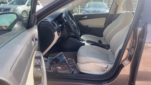 Imagen 12 de 15 de Vw Jetta Style 2012