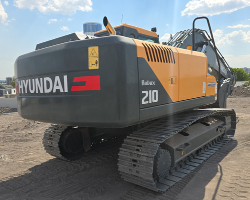 2023 Excavadora Nueva Hyundai R210 Smart Con Kit Hid