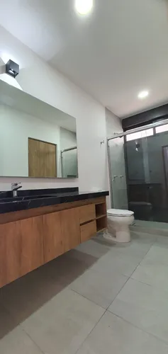 Preciosa Casa Seminueva Moderna, Amplia Iluminada Para Cualquier Requerimientos, Amplia Recamara Con Baño En Pb, 4 Rec Con Baño Propio, Exclusivo Para Vivir O Inversion