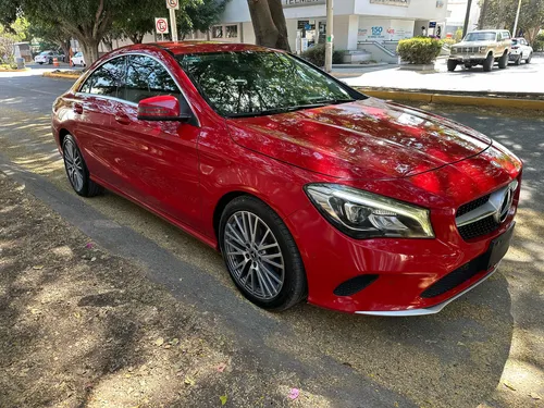 Mercedes-Benz Clase CLA 1.6 200 Cgi Sport At