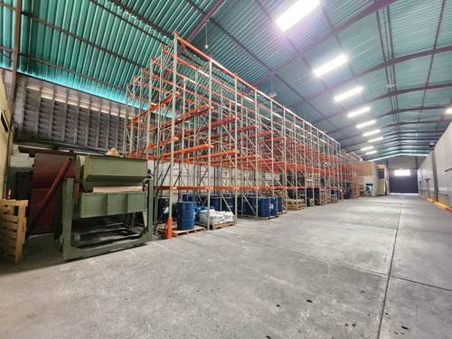 Galpones En Alquiler Zona Industrial Iii Con 5 Cavas De Conservacion Capacidad 180 Toneladas Cada Una Racks Con 320 Posiciones Empaquetadora De Leche En Polvo Barquisimeto Lara Daniela Linarez
