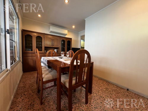 Venta De Ph De 3 Ambientes Con Cochera En Bernal Oeste