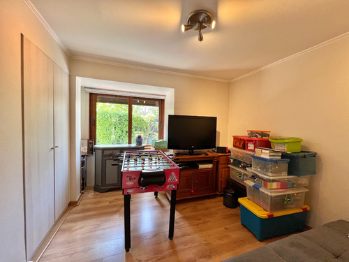 Colegio Alemán I Un Piso I Amplia, Remodelada E Impecable