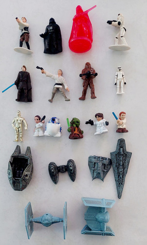 Set Juguetes Star Wars Y Naves. C33 (Usado)