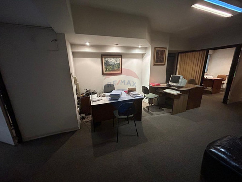 Venta Oficina 5 Ambientes Centro