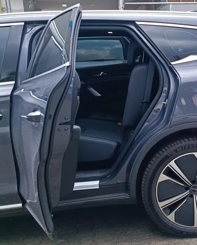 Byd Tang Modelo: 2025