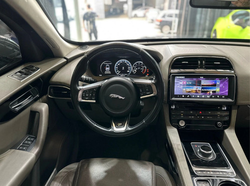 Jaguar F-PACE 3.0 V6 R-sport Supercharged 5p