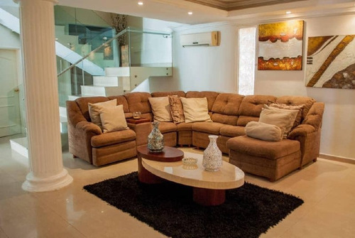 Imagen 4 de 9 de En Venta Casa Ubicada En La Urbanizacion Monte Claro, Maracaibo Ve03-674mc-fcal