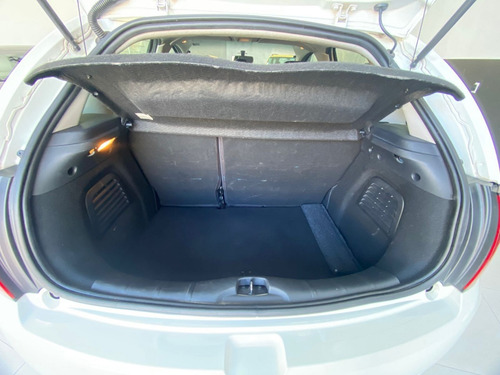Citroën C3 1.5 TENDANCE 8V FLEX 4P MANUAL
