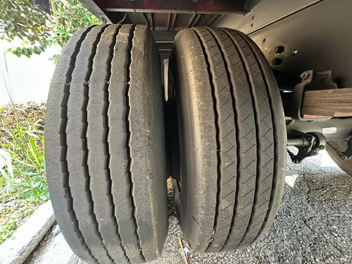 Vw 23210 Worker Cummins Baú Sider Com Plataforma Hidráulica