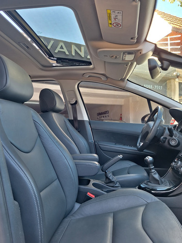 Peugeot 408 1.6 Feline Hdi 115cv