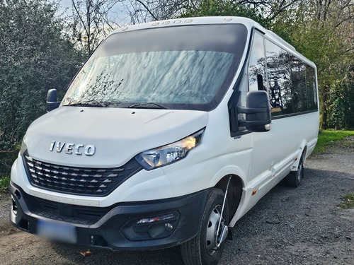 Minibus Iveco Eurobus 24+1 2022